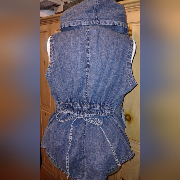 RedFox Ladies Denim Jean Sleeveless Hoodie - Picture 3 of 16